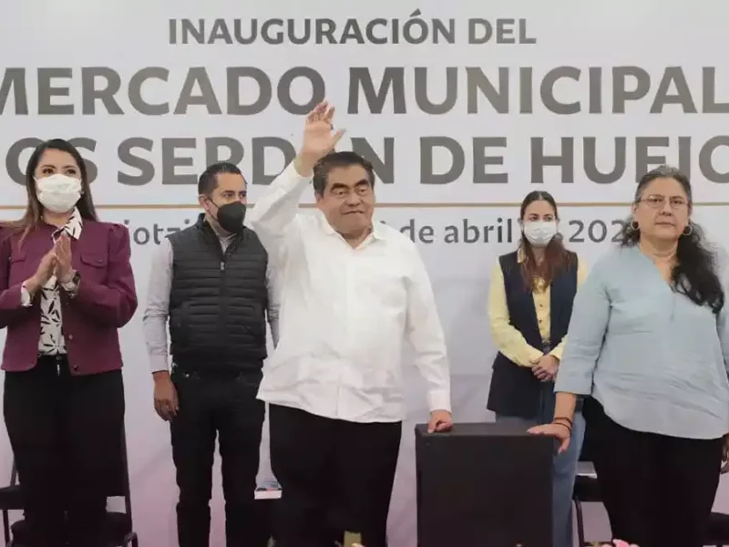 Miguel Barbosa, gobernador de Puebla.