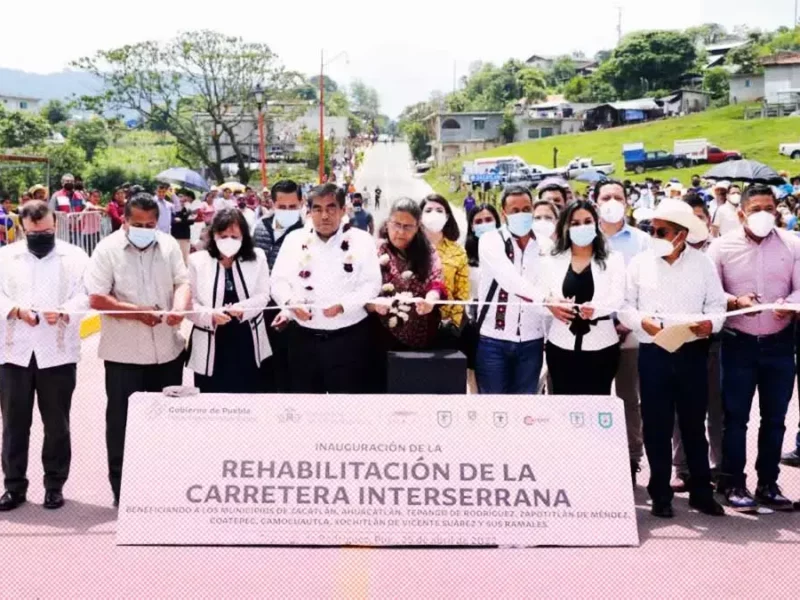 Barbosa inauguró la rehabilitación de la carretera Interserrana