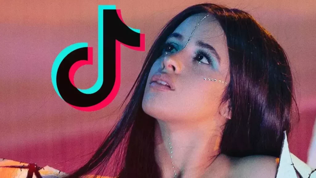 Camila Cabello, cantautora cubana-estadounidense.