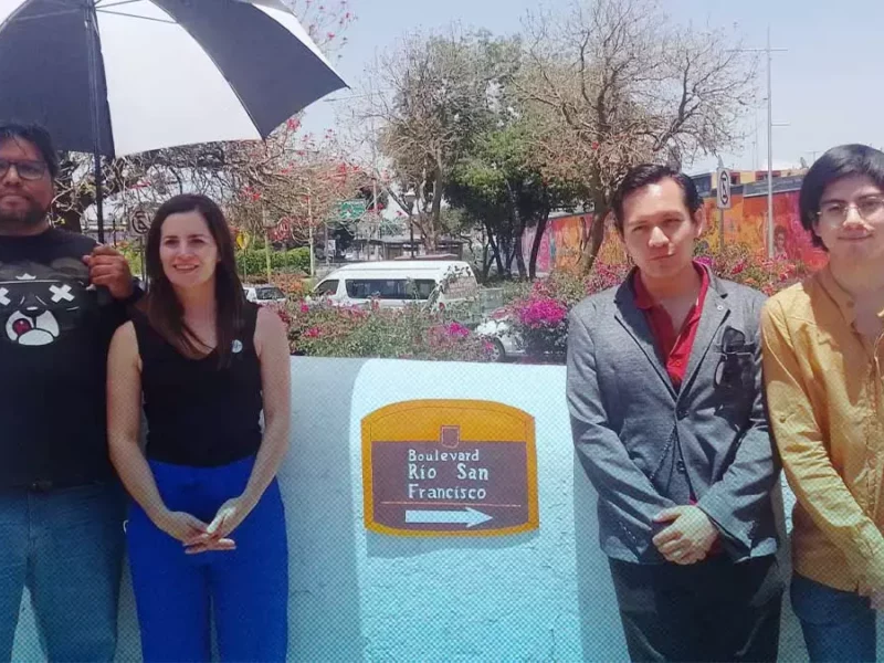 Develan Placa en Boulevard 5 de Mayo
