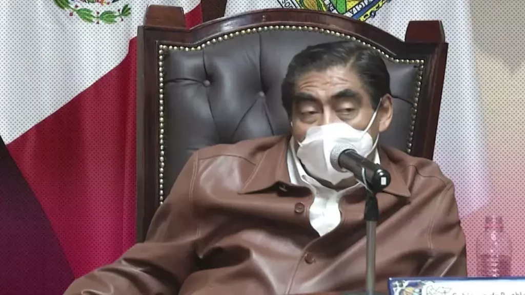 Miguel Barbosa, gobernador de Puebla.