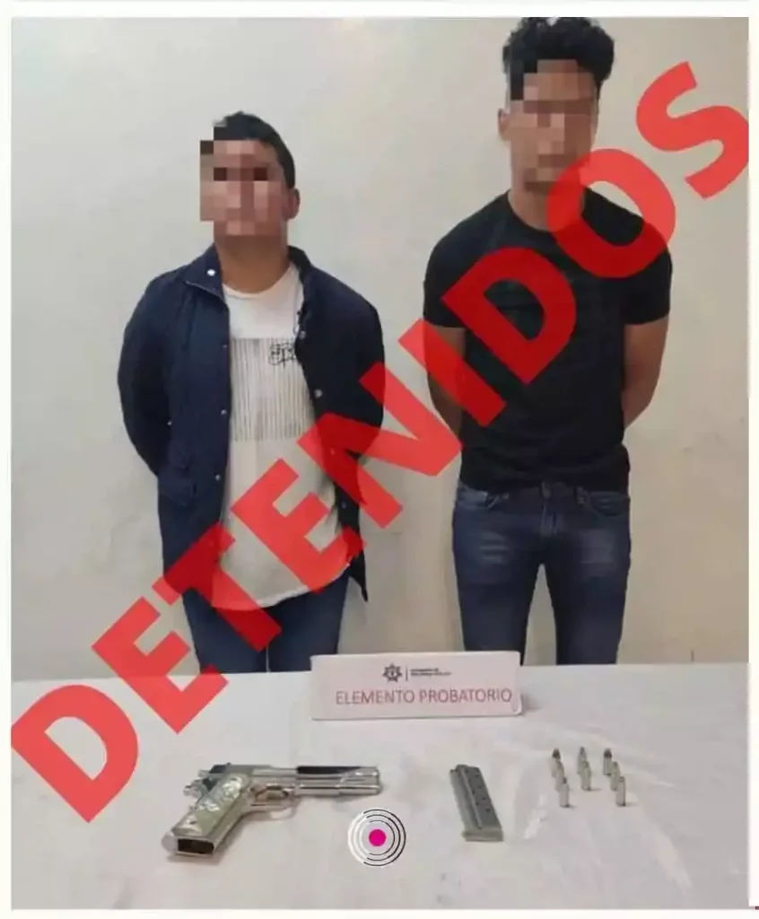 Los adolescentes fueron detenidos cuando conducían en estado de ebriedad un vehículo.