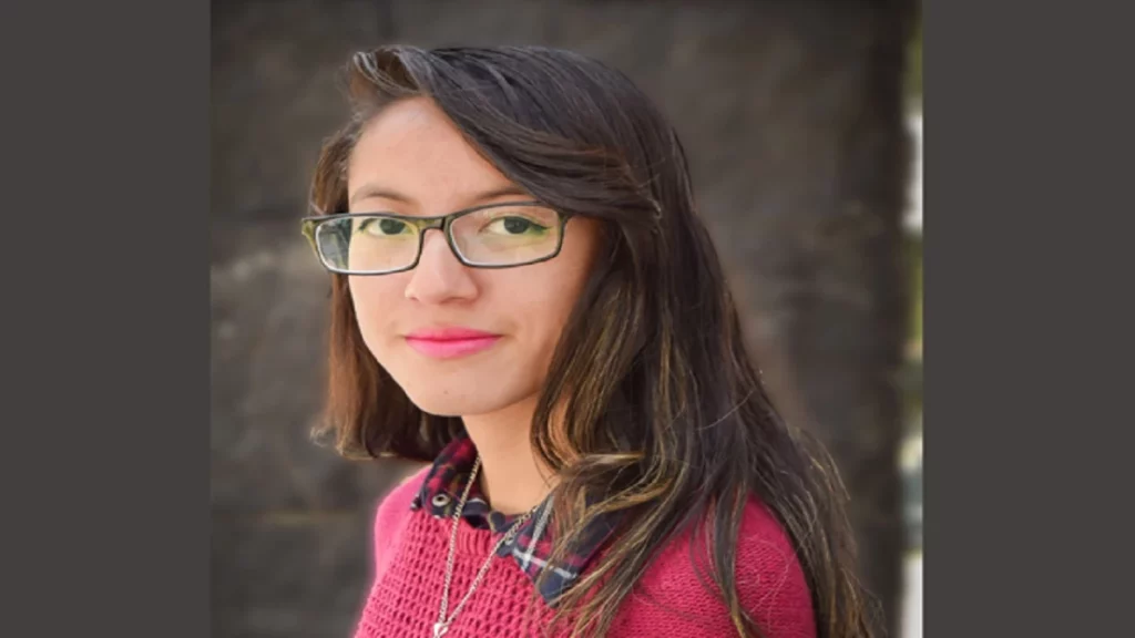 Michelle Garcés Alcántara gana tercer lugar en el Primer Concurso Nacional de Ensayo Vivencial.