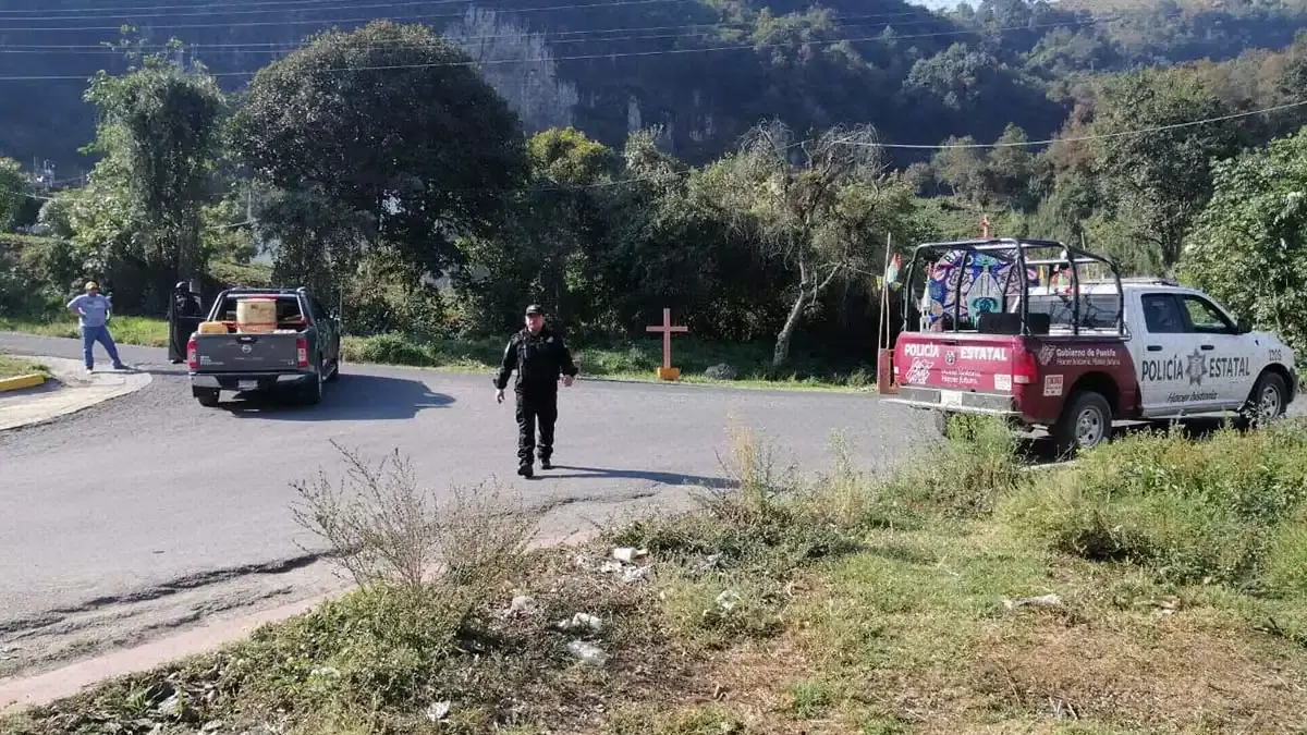 Detienen camioneta con huachicol del presidente de Quimixtlán