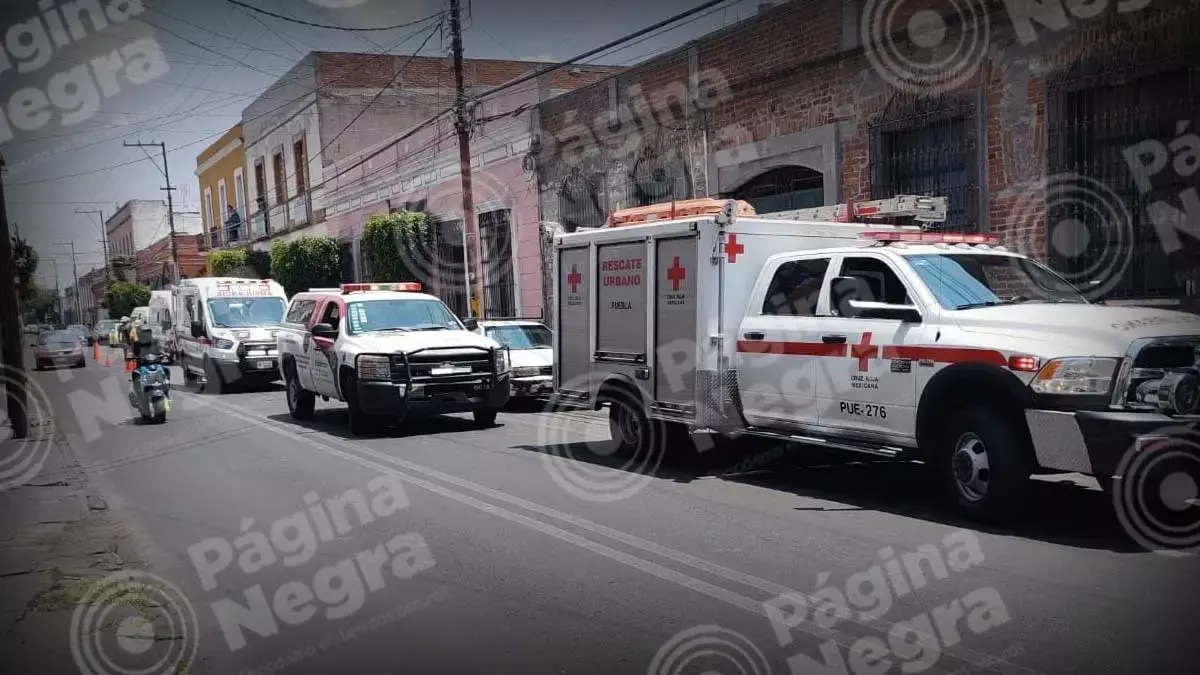 Ruta 12 choca contra un auto en Puebla.