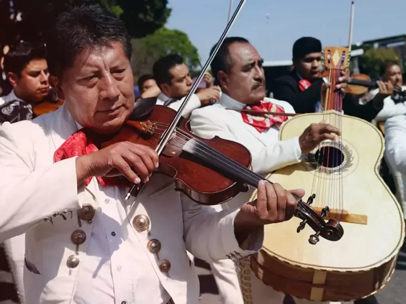 Mariachis en Puebla: Guía para llevar serenata este 10 de Mayo