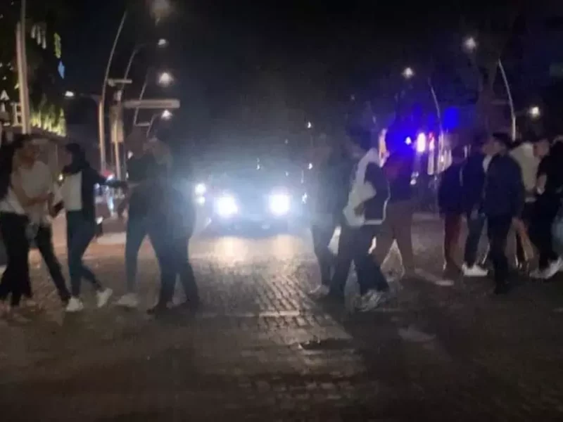 Seguridad de Beirut golpeó a jóvenes en Puebla.