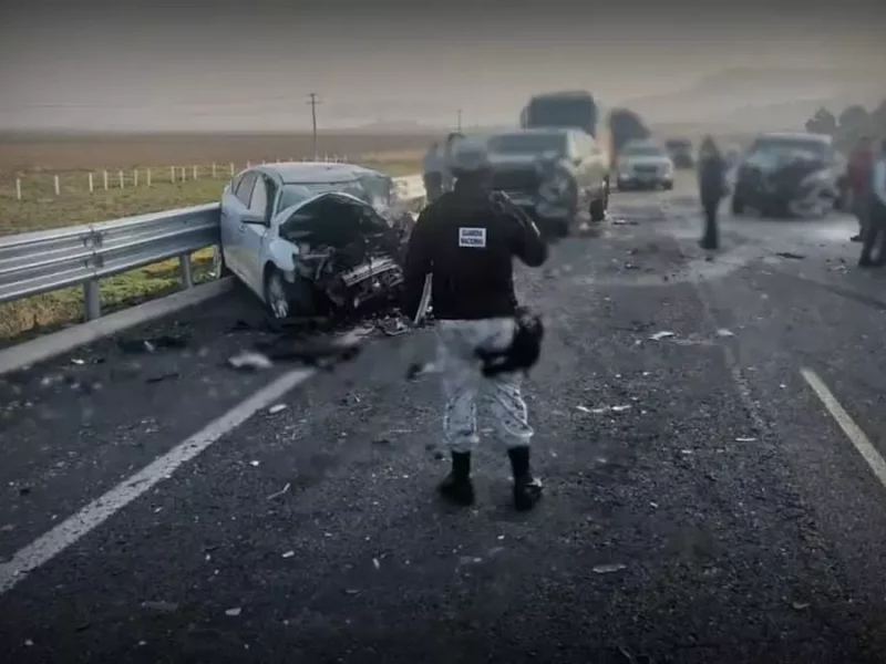 Choque frontal causó muerte de una persona en la autopista Amozoc-Perote.