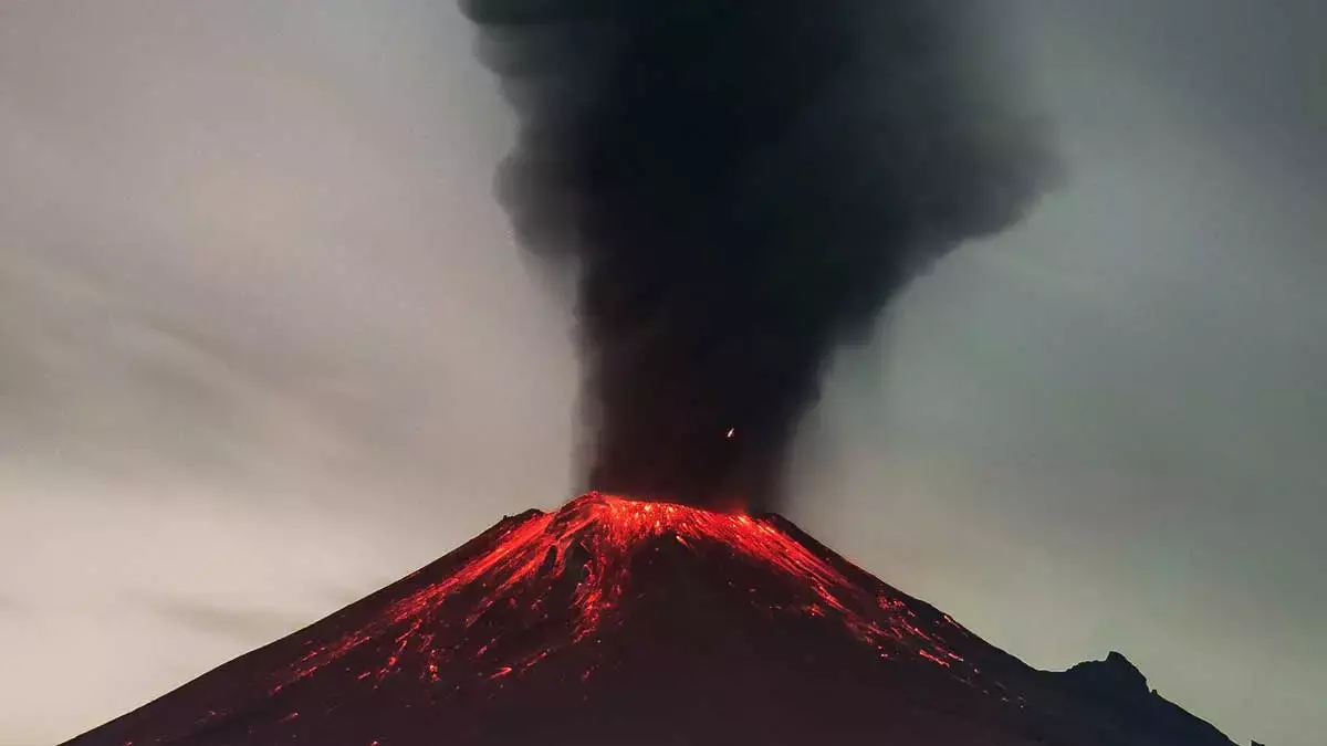 A qué comunidades afectaría la lava por la erupción del volcán Popocatépetl.