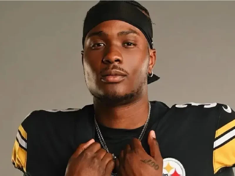 Quarterback de los Steelers muere a los 24 años