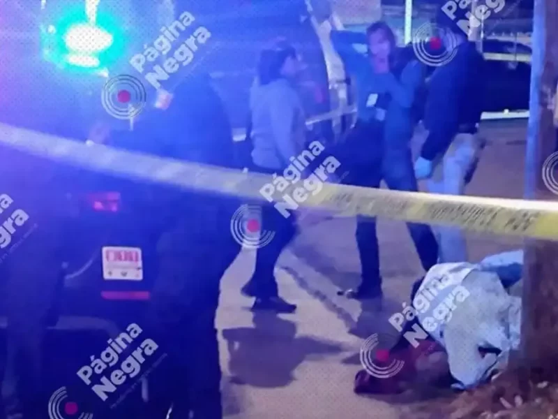 Indigente muere en Serviplaza Villa Frontera.