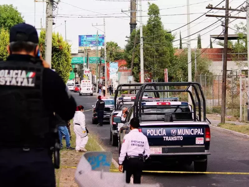 Militar mató a asaltante en la Recta a Cholula