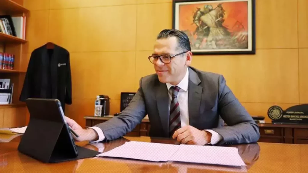 Poderes Judiciales de Puebla y Chihuahua en conferencia.