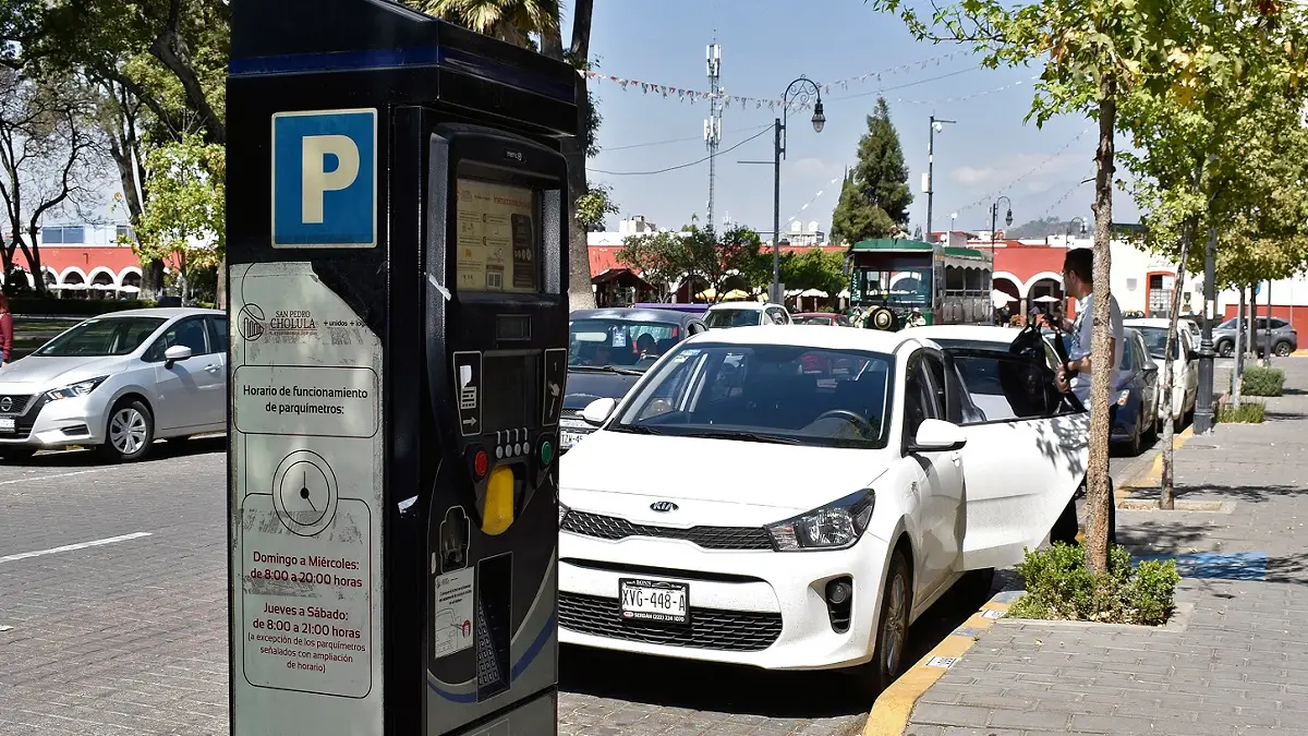 Lanzan licitación para parquímetros en Puebla