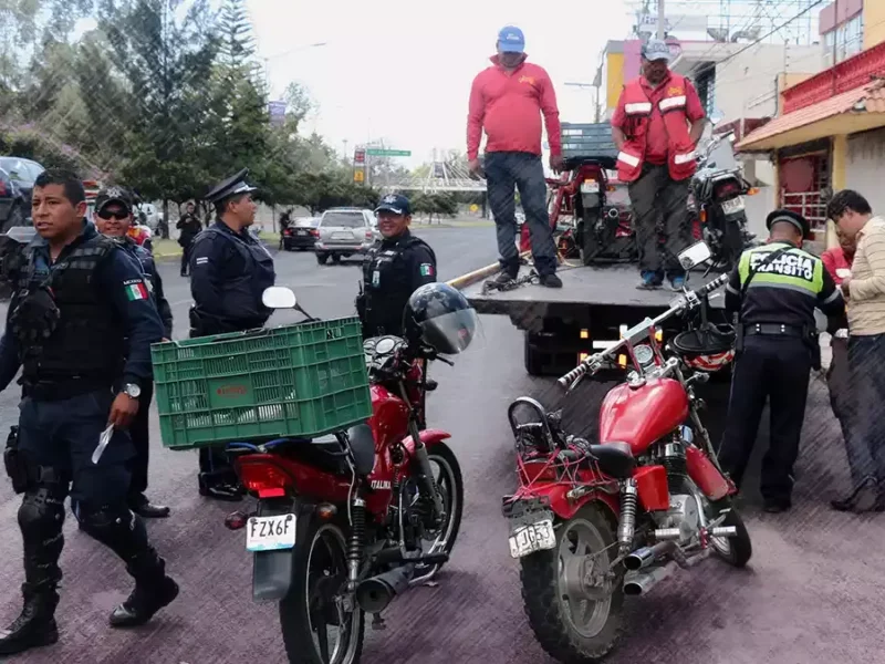 Operativo contra motociclistas.