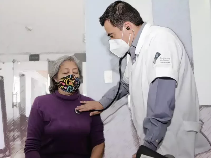 Médicos en Puebla.