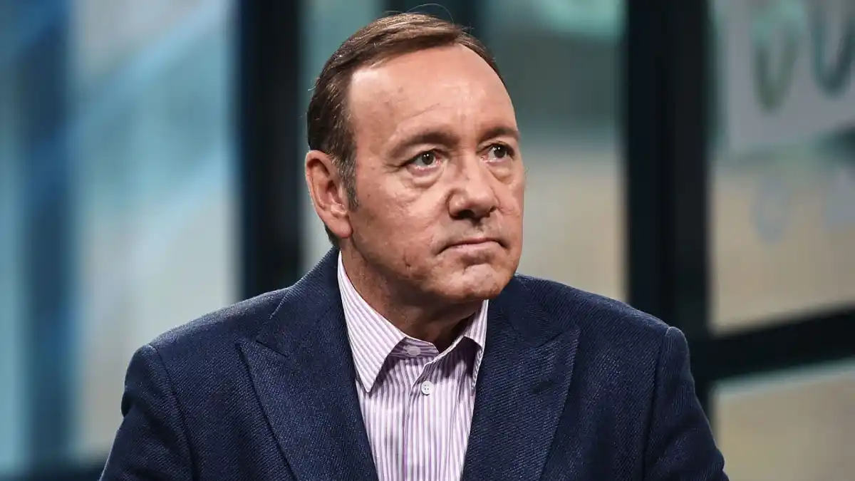 Kevin Spacey es acusado de agresión sexual.