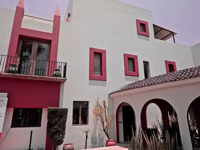 Casa Puebla.