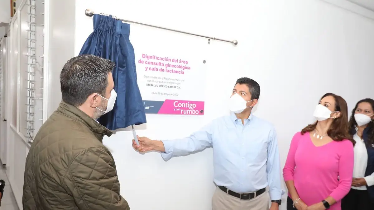 Eduardo Rivera Pérez dignifica el área de ginecología y lactancia del sistema municipal DIF