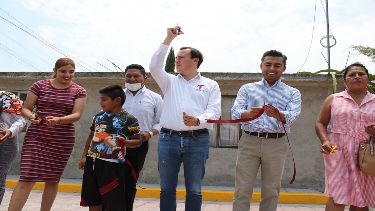 Realiza Mier Bañuelos rueda de prensa para informar de festejos del 10 de mayo