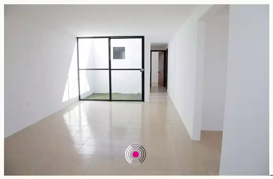 Entregan casa a la familia afectada por el socavón en Puebla.