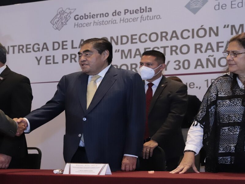 Gobierno no convertirá en centros de operación política a las escuelas, sentencia MBH