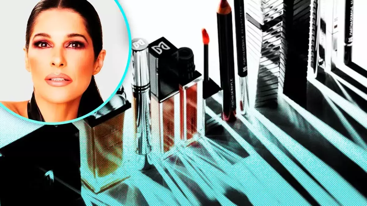 Martha Debayle saca línea de maquillaje