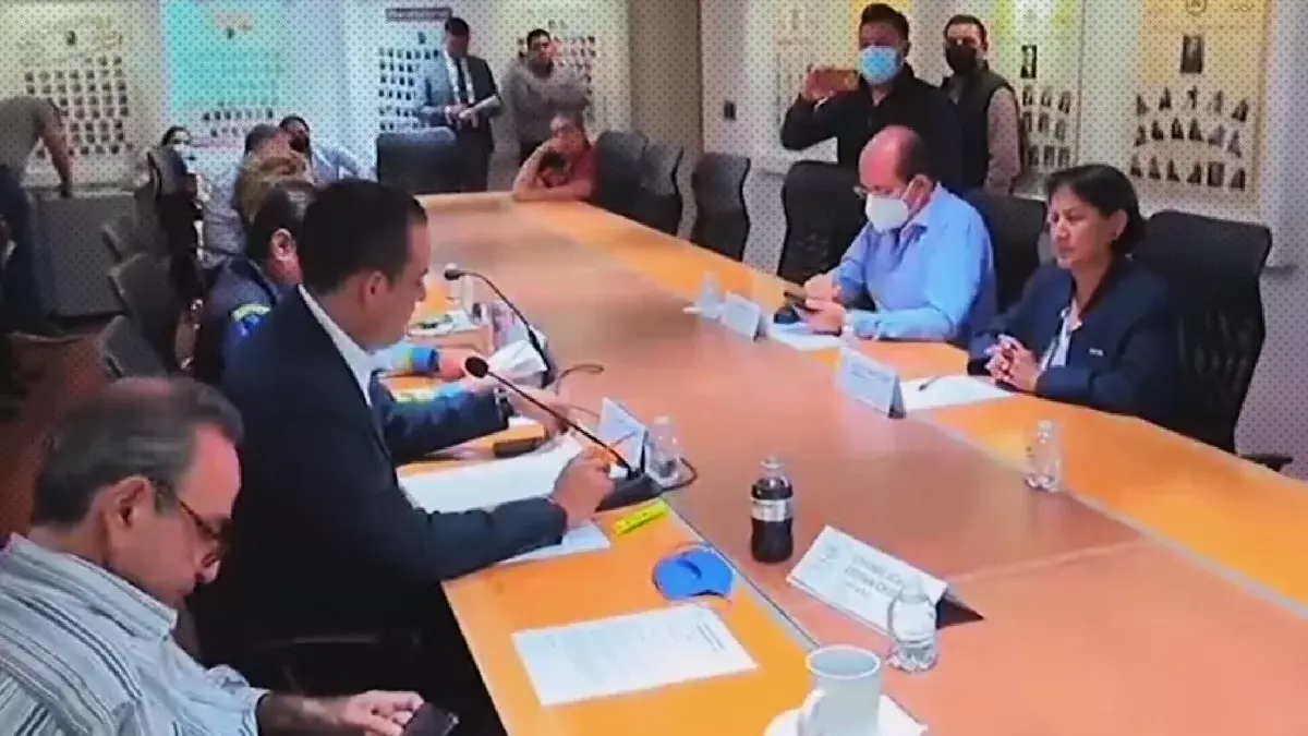 Aprueban en comisiones tipificar como delito las terapias de conversión en Puebla