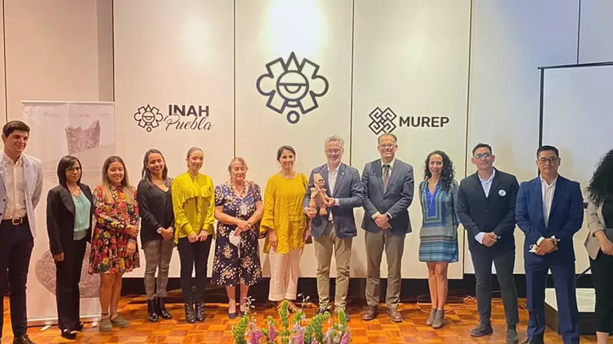 Embajada de Suiza en México restaurará piezas cerámicas de Puebla