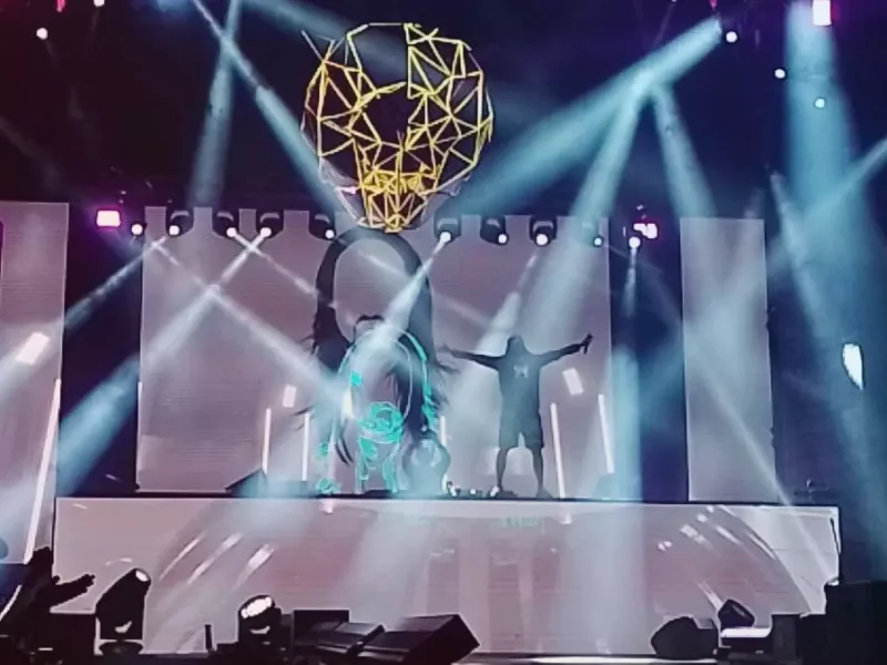 Steve Aoki Puebla aventó pasteles
