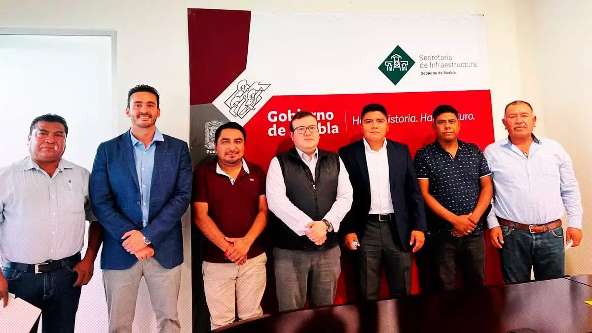 Toño López reúne presidentes juntas auxiliares