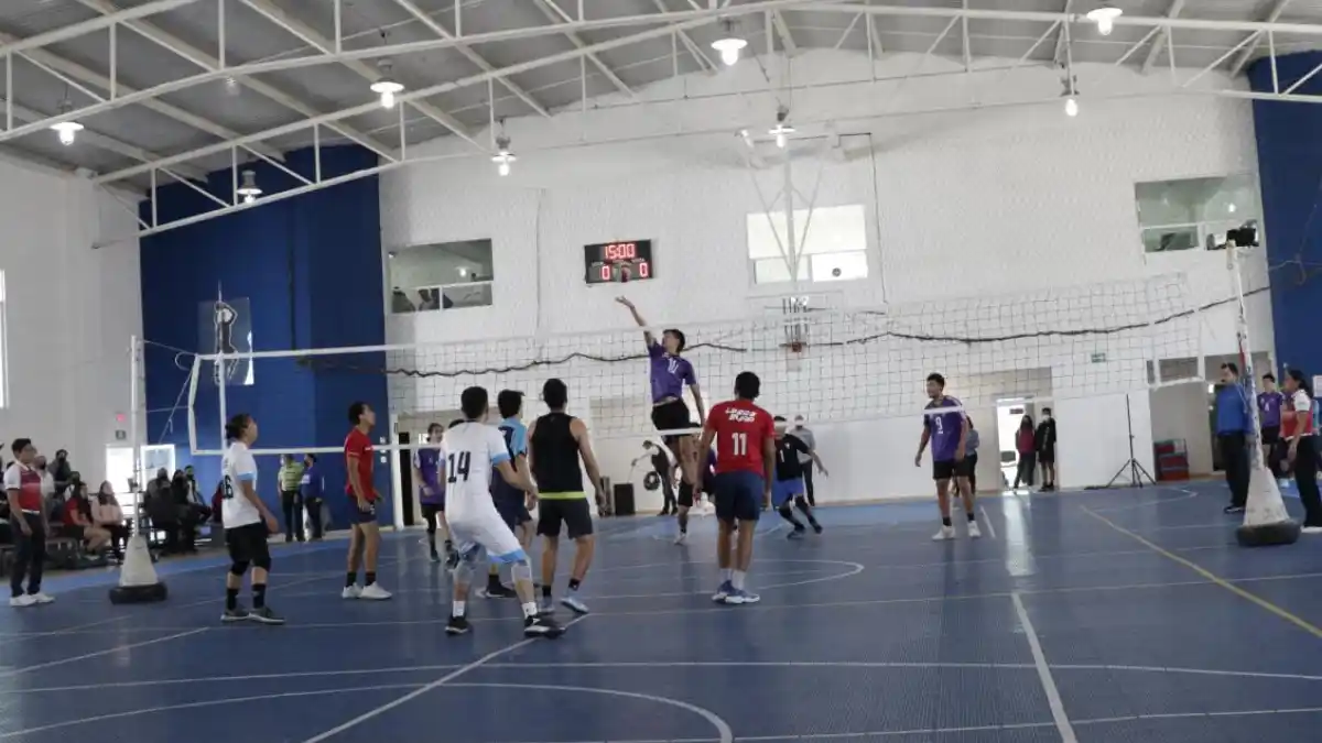 Más de 500 deportistas participarán en el torneo de los barrios de voleibol del municipio de Puebla