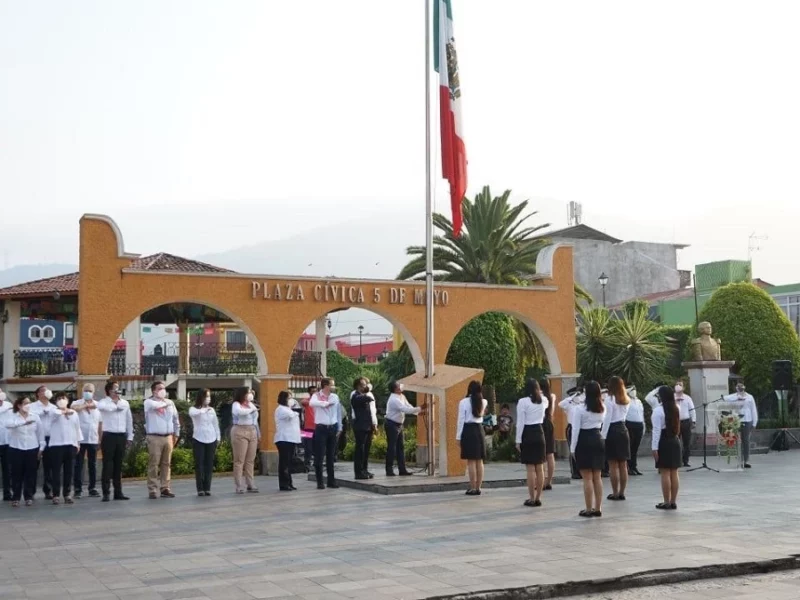 Xicotepec desfile 5 de mayo