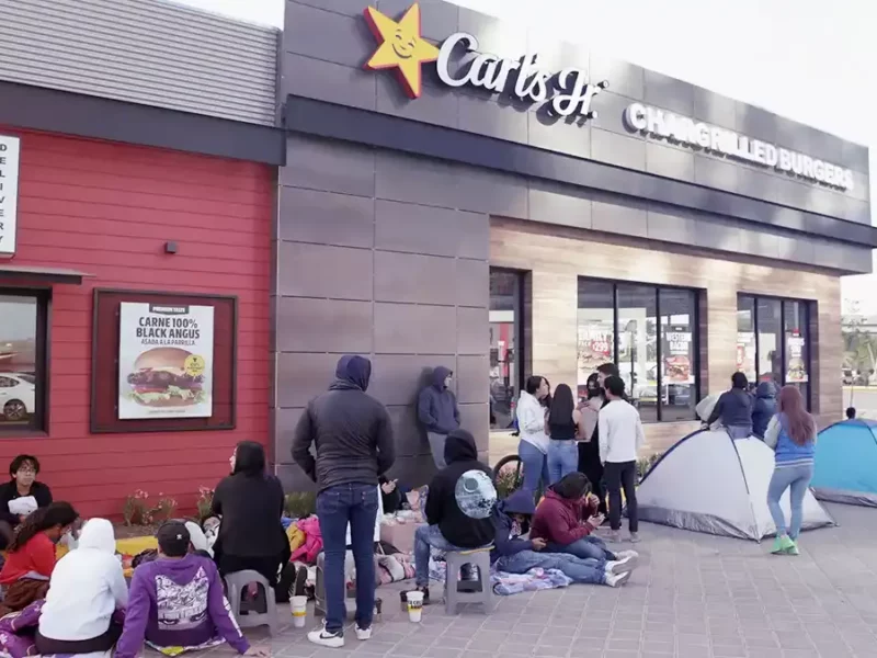 Nueva sucursal de Carl's Jr.