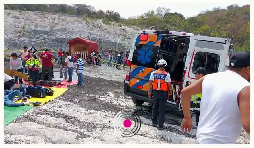 Accidente en El Aguacate.