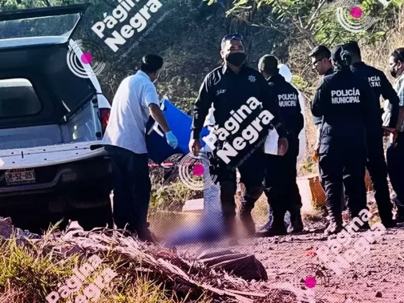 Cadáver embolsado de un hombre fue encontrado en Santa Isabel Cholula.
