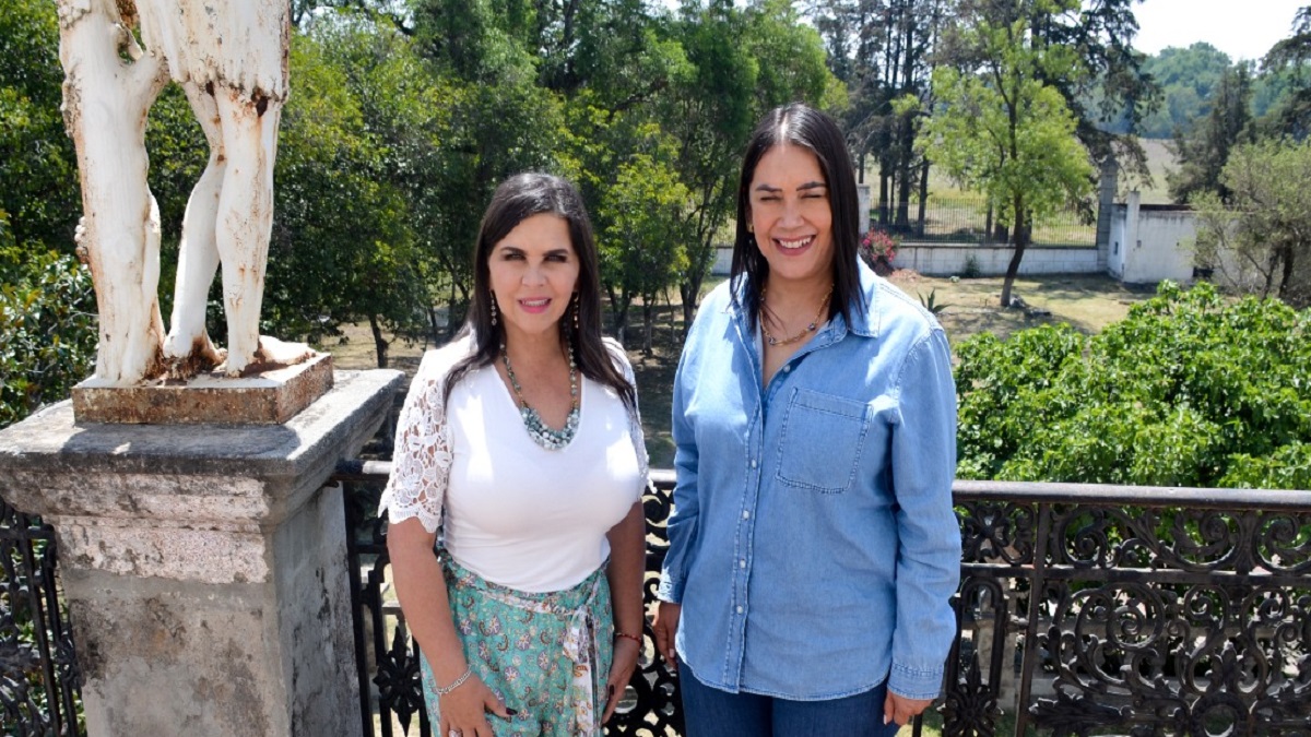 Norma Layón y Martha Ornelas recorren Polaxtla y el convento de Texmelucan