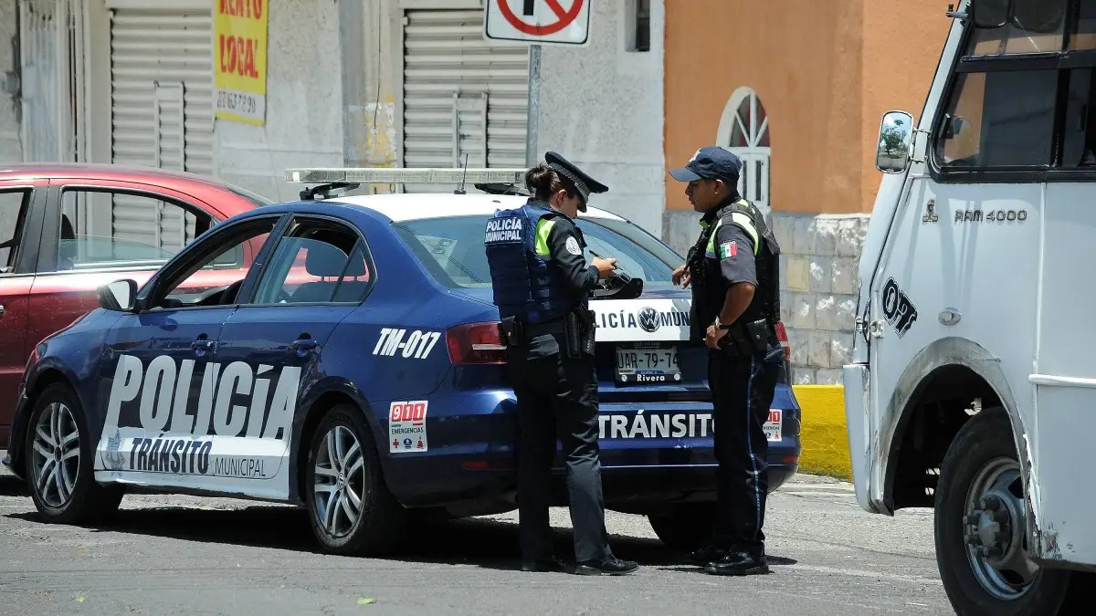 Agentes de Tránsito en Puebla.