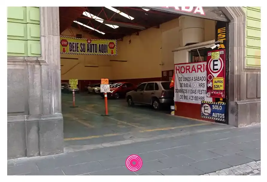 ¿Trabajas en el Centro? Esto cuestan las pensiones y estacionamientos para autos