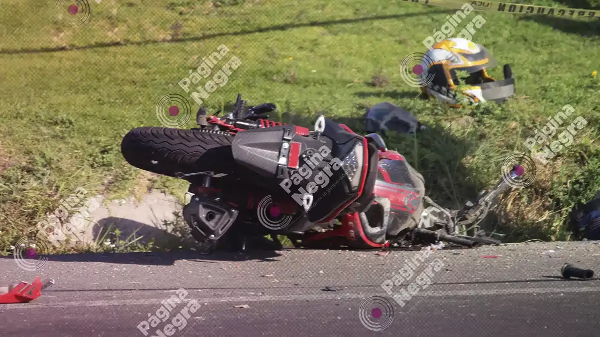Motociclista muere en el Periférico.