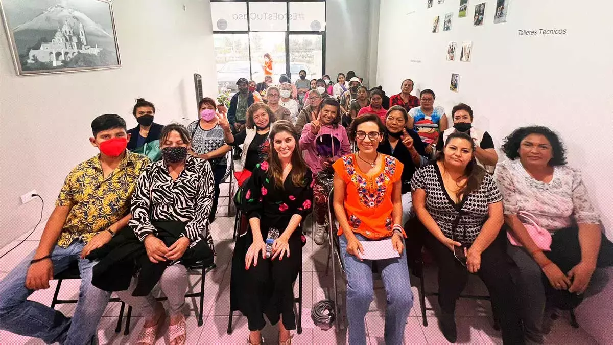 Mónica Silva da plática a Mujeres Unidas, Generando Lazos