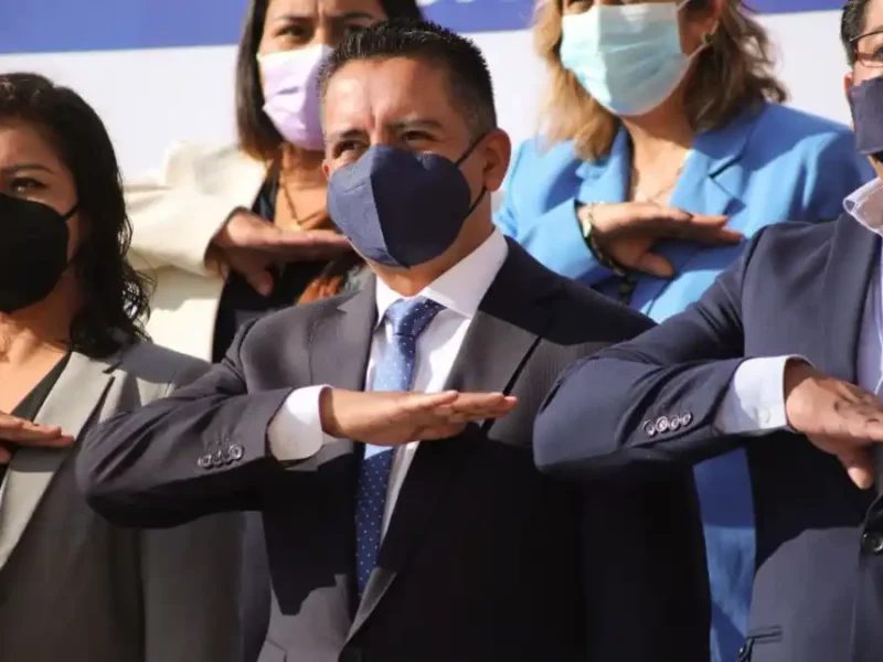 Alumnos de bachiller participan en el programa “Un Día Con El Presidente”.