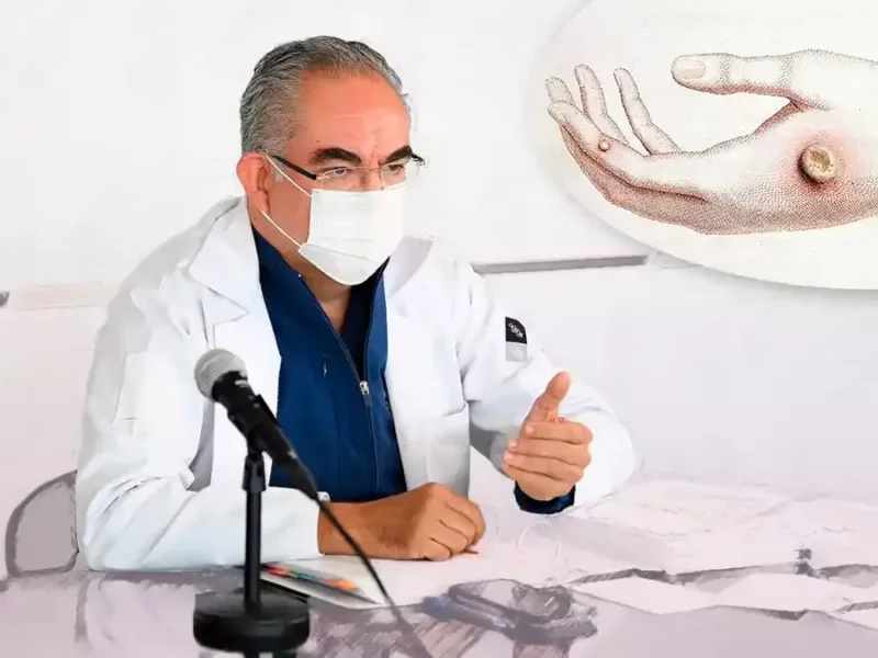 José Antonio Martínez, secretario de Salud.