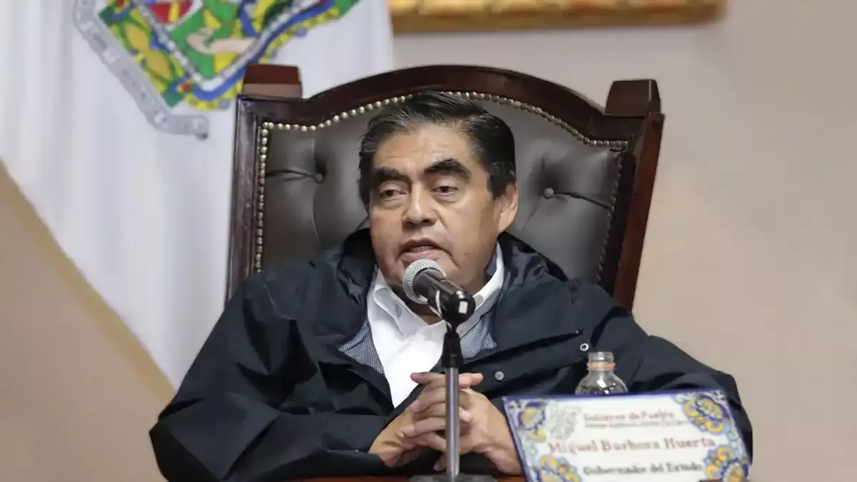 Estrella de Puebla, vacunación, temas de Barbosa en la mañanera.