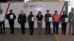 Norma Layón entrega Certificado Único Policial en Texmelucan.