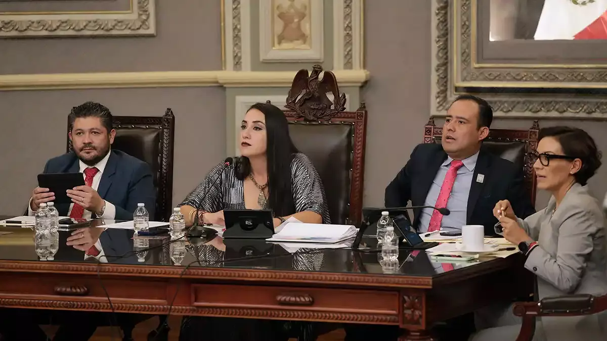 Congreso del Estado de Puebla aprueba regulación gratuita de predios.
