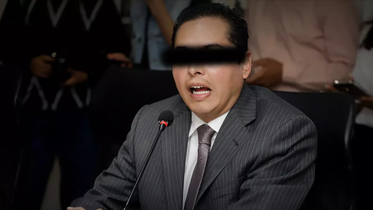 López Zavala pidió prestada la camioneta a Santiago “para ir a una boda”.