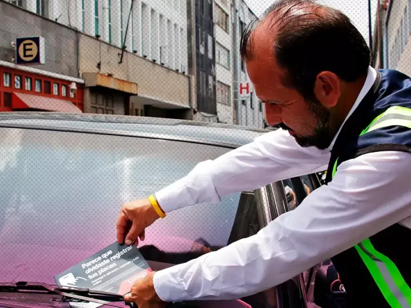 Analizarán ampliar horario de parquímetros de Puebla los fines de semana.