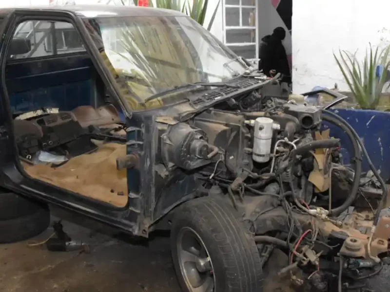 Policía municipal de Puebla da duro golpe al robo de vehículos y autopartes