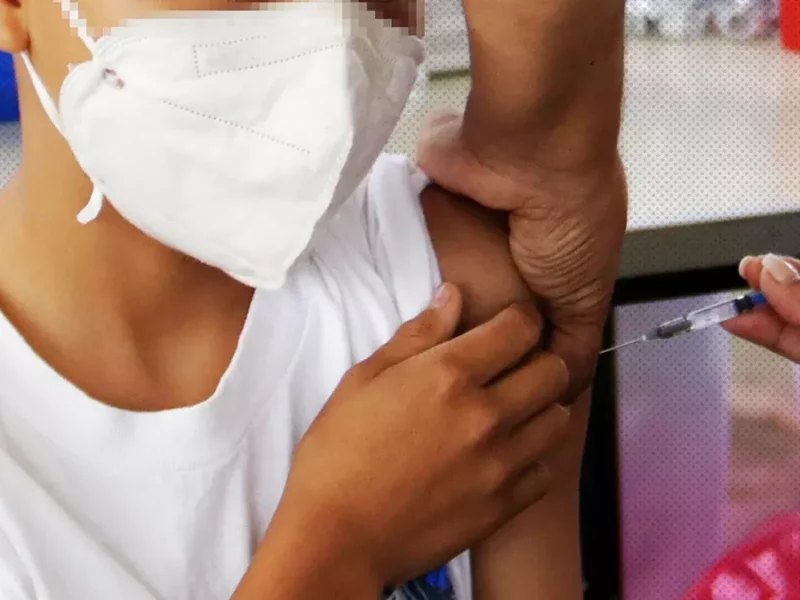 Habrá jornada de vacunación para menores de edad en 7 municipios de Puebla.